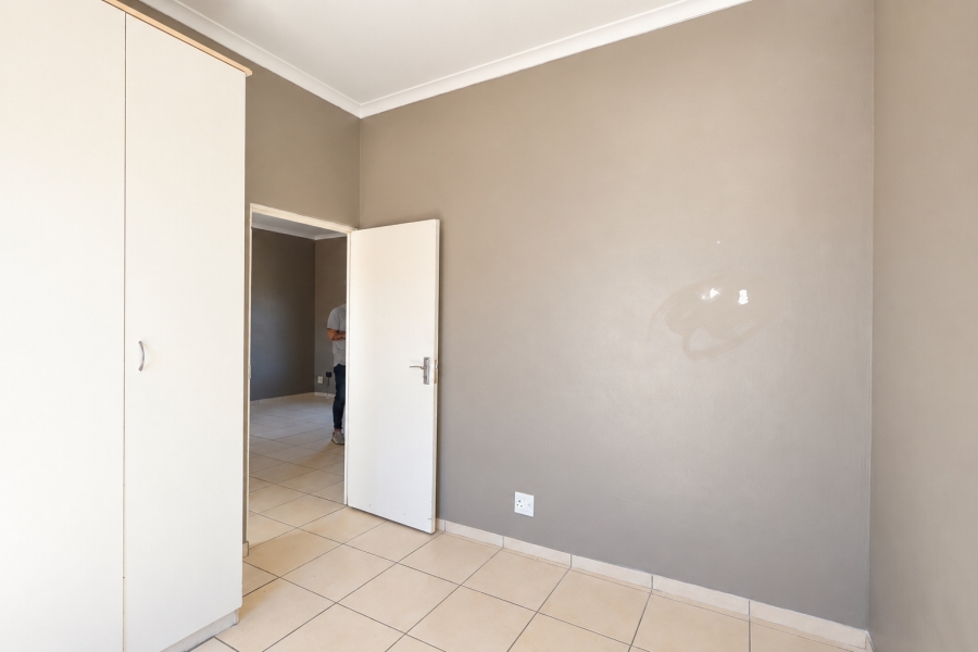 2 Bedroom Property for Sale in Parklands East Western Cape